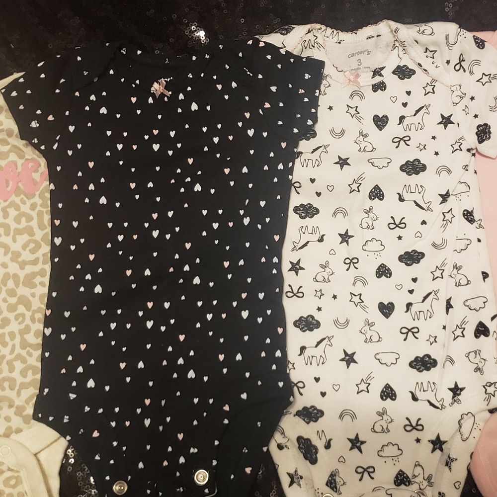 4 short sleeved onesies